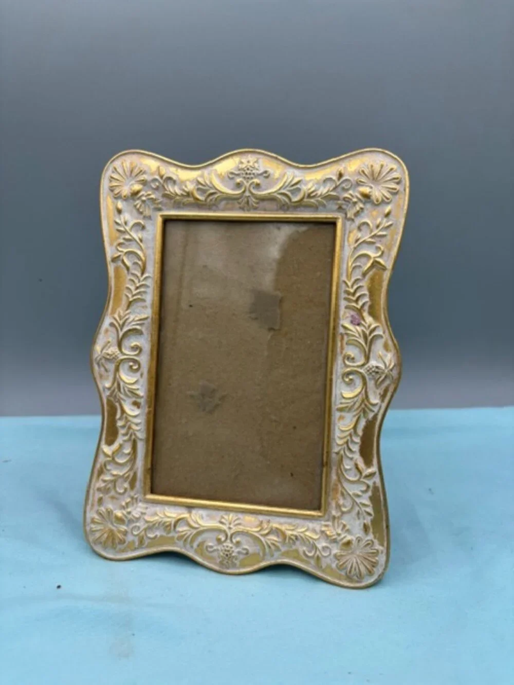 Malden International Designs Cast Metal Gold and White 5 X 7 Frame